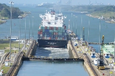 苏伊士运河，国际海运