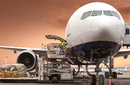 全球空运市场2025：跨境电商驱动下的增长机遇与挑战