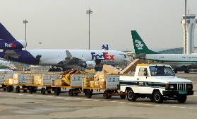 国际空运，超大型货机