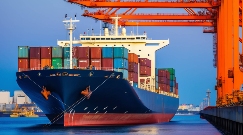 MSC Benin号靠泊国际海运马耳他自由港！（2025年新造巴拿马型船亮相）