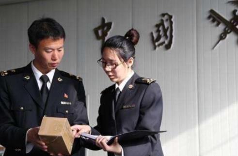 如何顺利通过海关检查？(这些小技巧让你2024通关无忧)