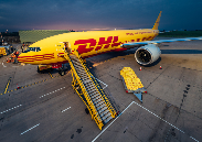 国际快递成本结构解析：运费、关税与附加费全透视