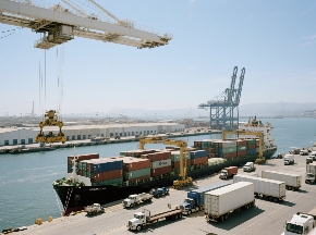 国际海运滞箱费与滞港费的产生原因？如何规避？